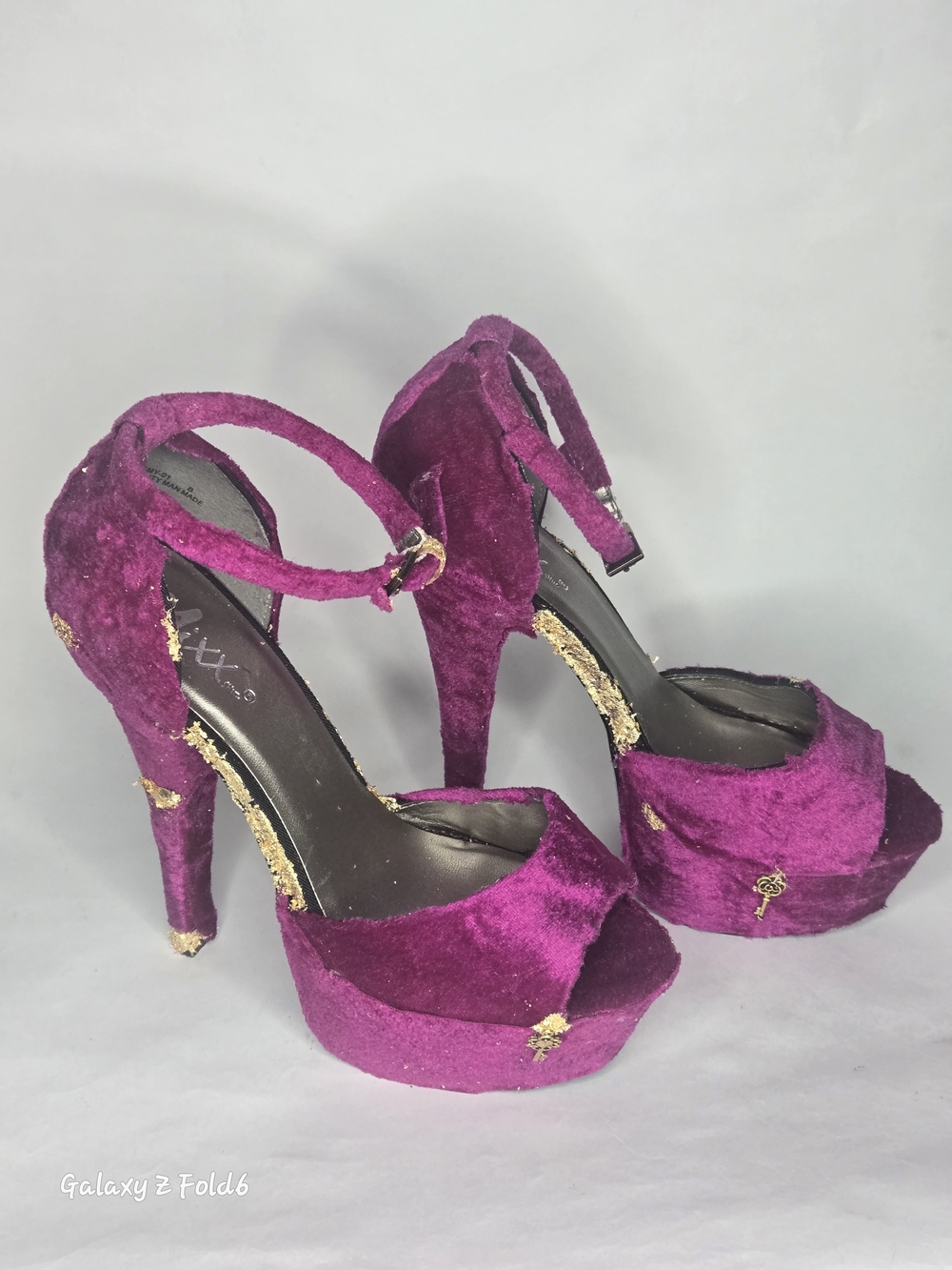 Mixx Shuz Fuchsia Velvet Platform Ankle-Strap Heels